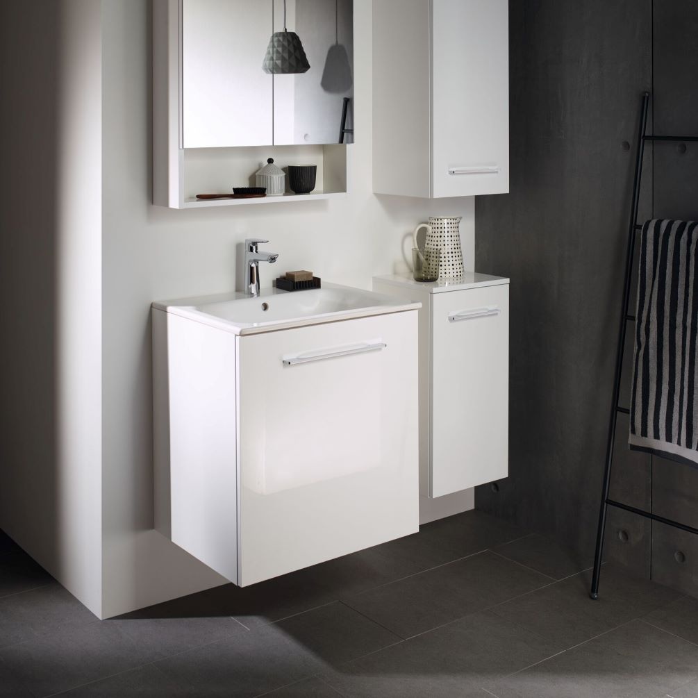 Lifestyle Image of Geberit Selnova 550mm White Slim Basin and Vanity Unit